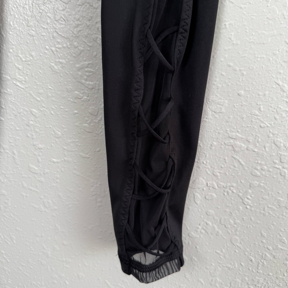 Victoria's Secret black mesh lace up incredible essential leggings high rise S - Picture 6 of 12